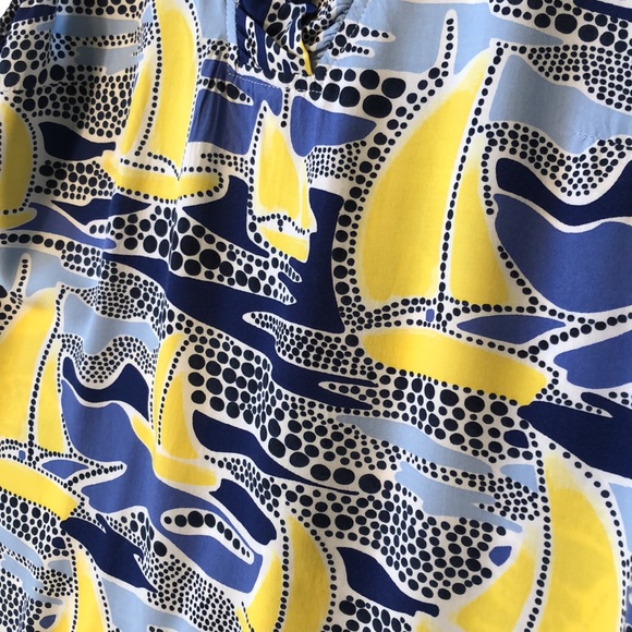 Crown and Ivy Ruffle neck tank szPL - Picture 4 of 7